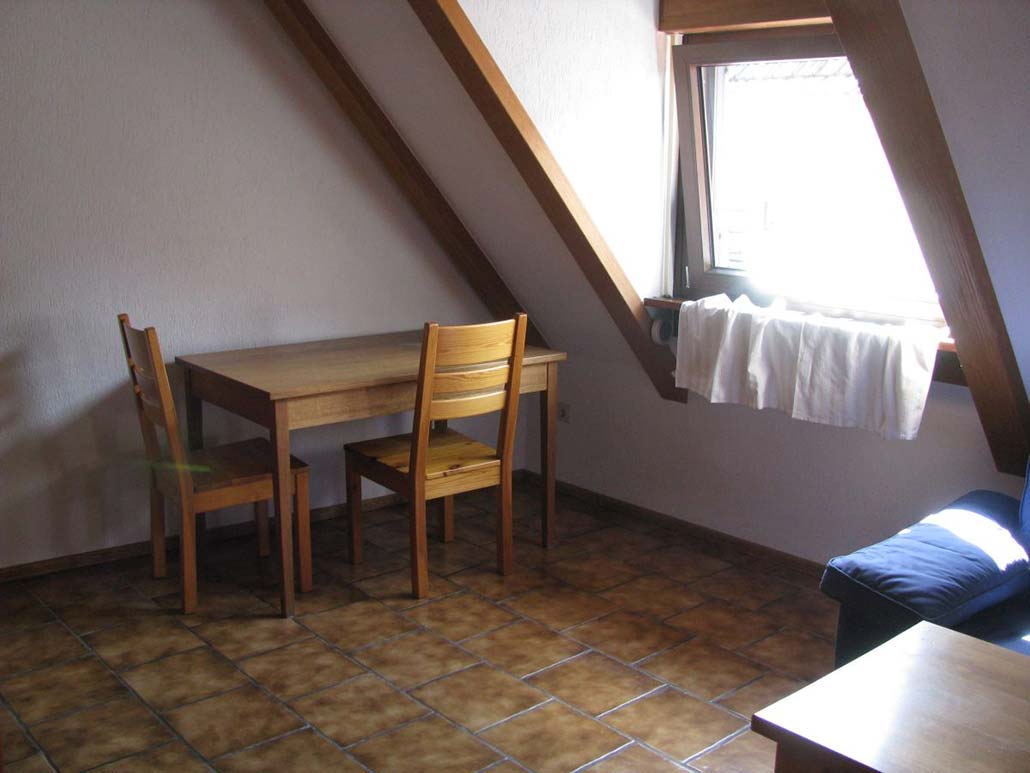 Möblierte 1-Zimmerwohnung in Ettlingen an der Fußgängerzone