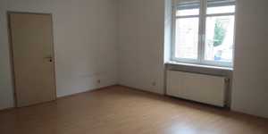 3-Zimmerwohnung in Durlach-Aue mit Hofbenutzung und Garage, ein Durchgangszimmer!